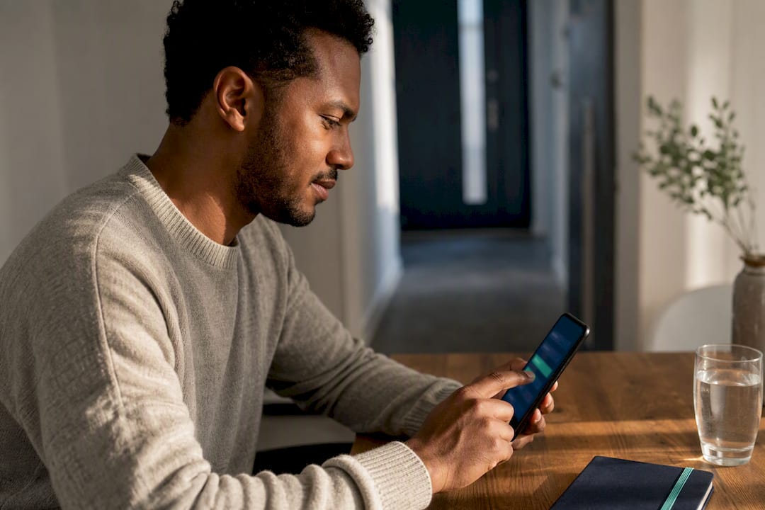 Individuals and Couples: Set Up Spending Alerts in Minutes with AI